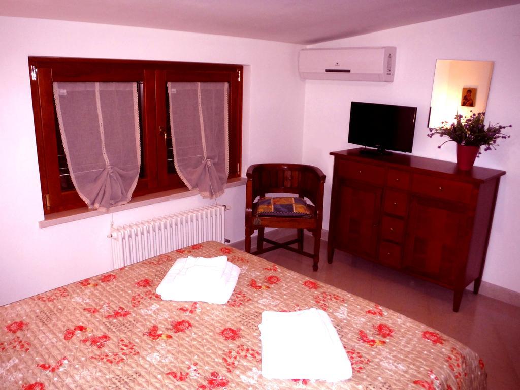 Casa Vacanze Villa Pina Матера Екстер'єр фото